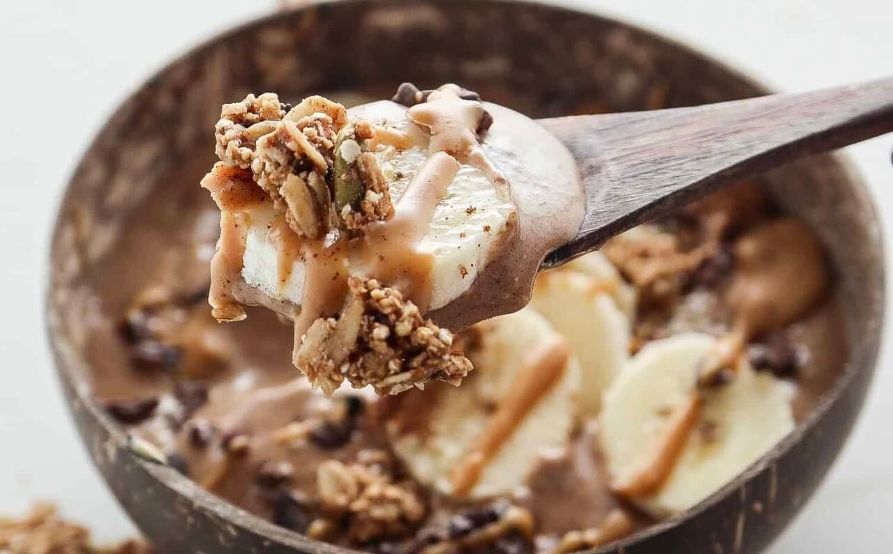 A delicious banana nuts breakfast bowl, perfect for healthy mornings, made using Thermomix 7’s blending and cooking functions.